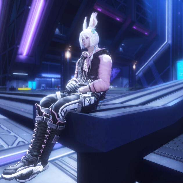 Tea has lived in Alexandria longer than he ever lived anywhere else and considers himself Alexandrian. He still visits home fondly, and has accidentally fallen into the orbit of his ex's sister, making an awkward friend-lationship...